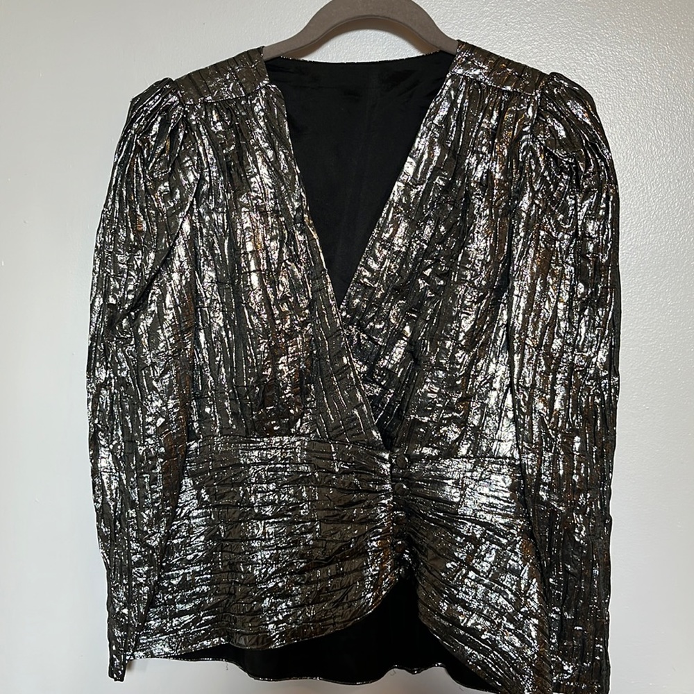 Vintage 80s top in Silver Lamé, size small or 6